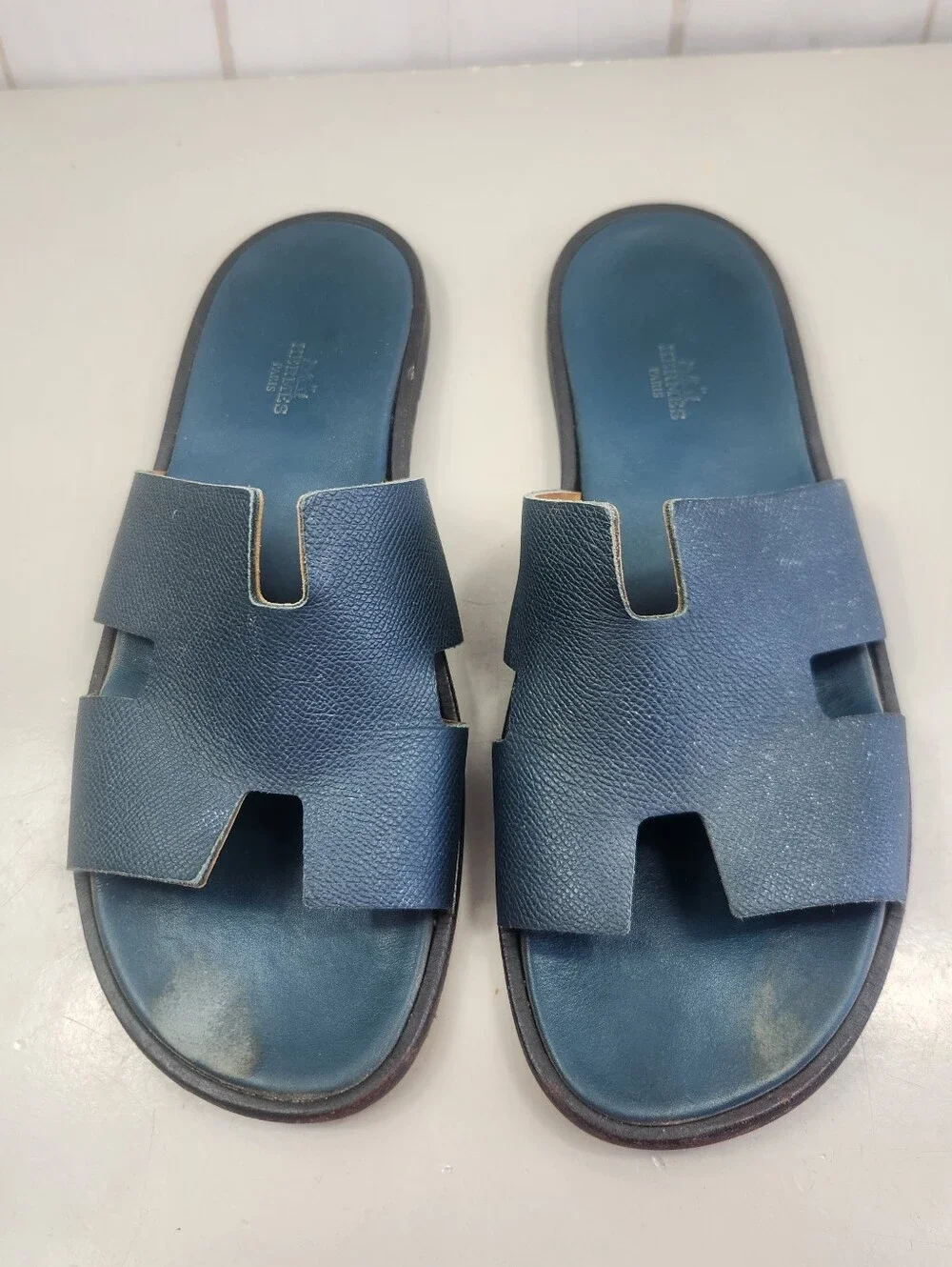 Hermes pair linen